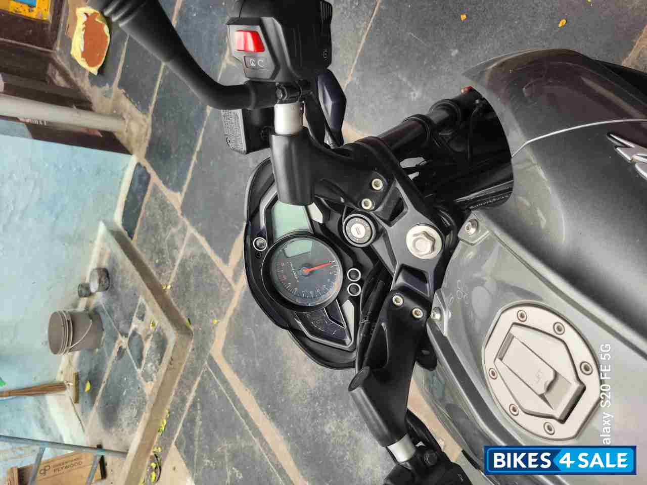 Gray Bajaj Pulsar NS 200 BS6 Gray Bajaj Pulsar NS 200 BS6