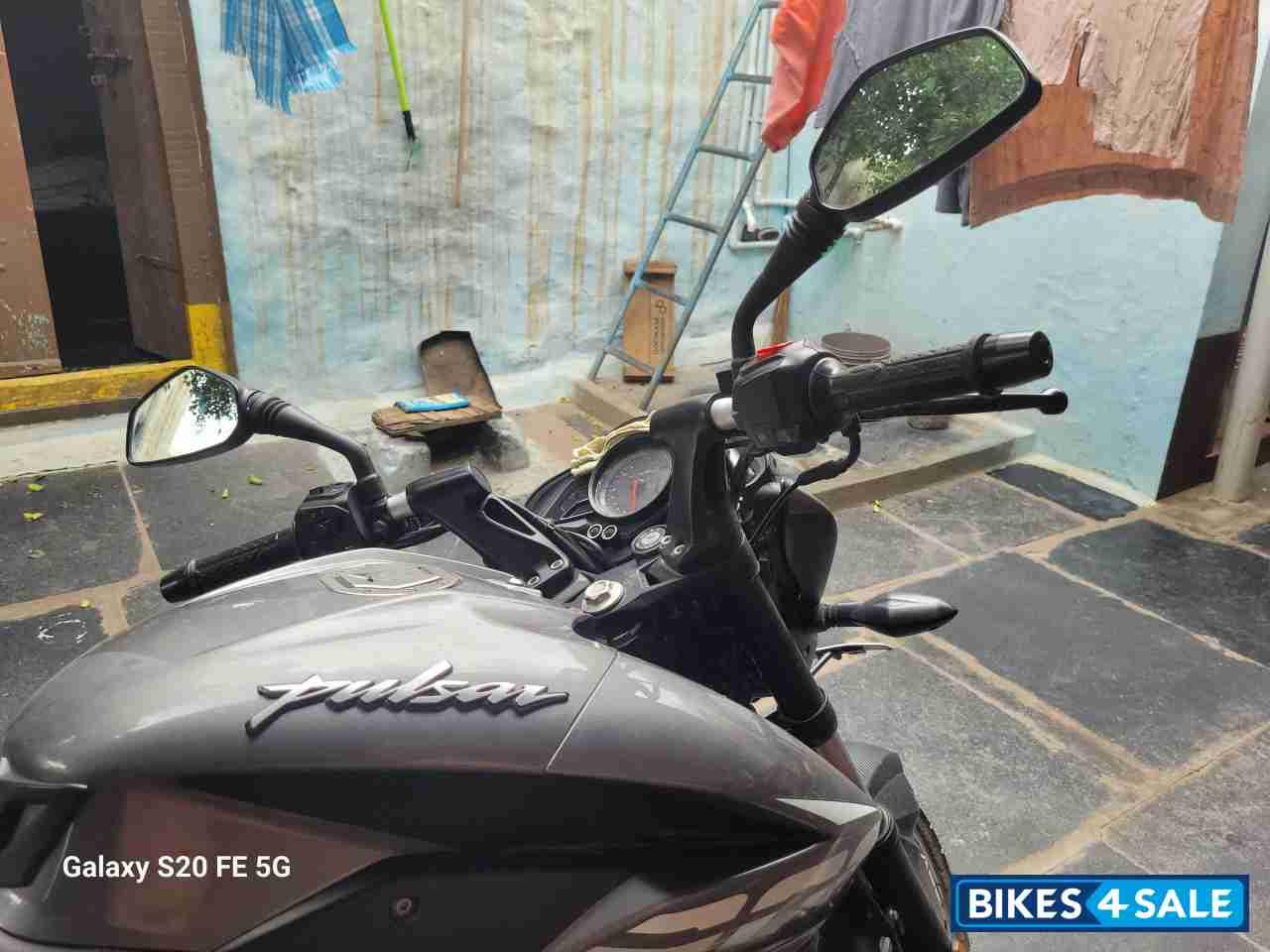 Gray Bajaj Pulsar NS 200 BS6 Gray Bajaj Pulsar NS 200 BS6