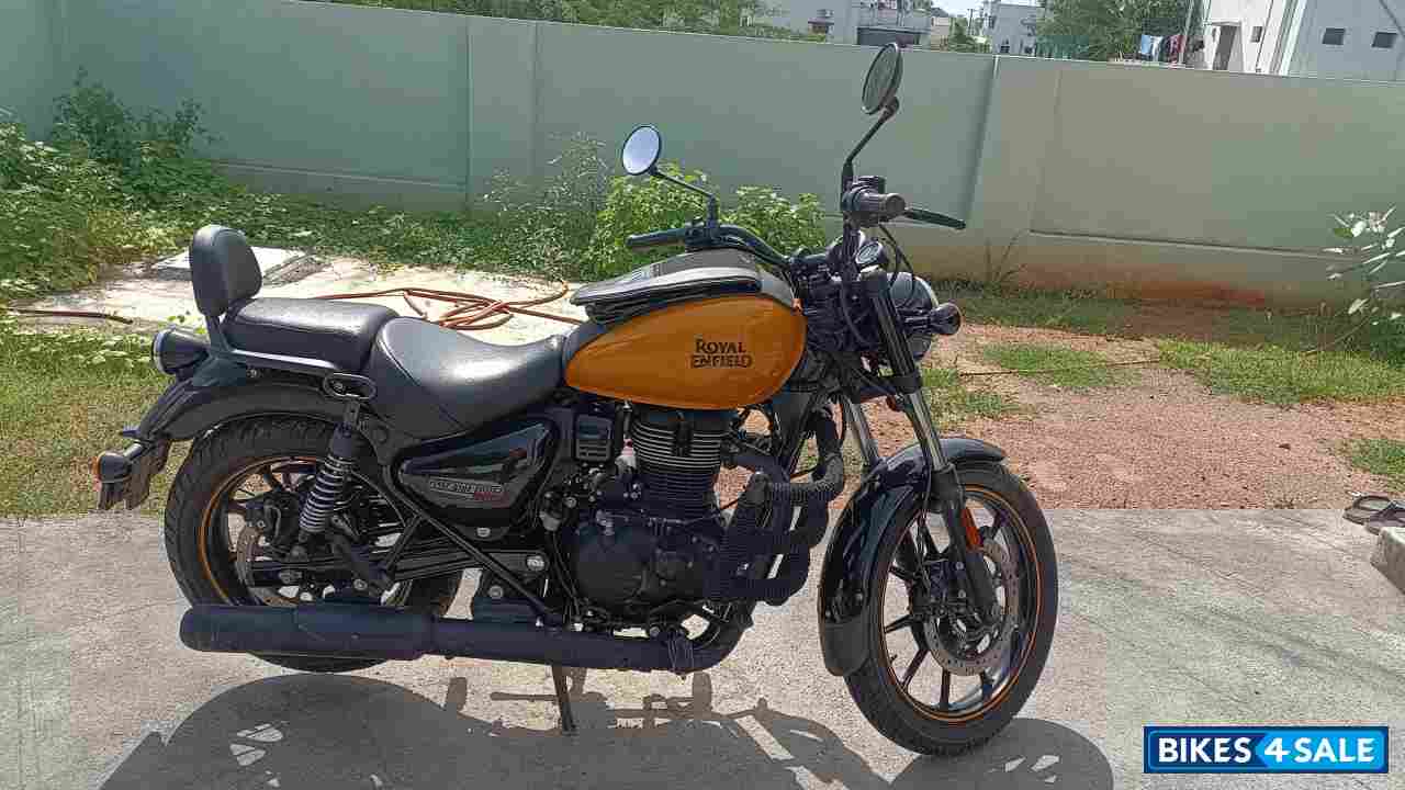 Royal Enfield Meteor 350 Fireball Royal Enfield Meteor 350 Fireball