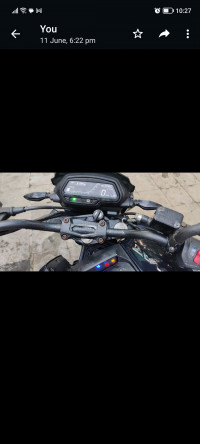 Midnight Blue Bajaj Dominar 400