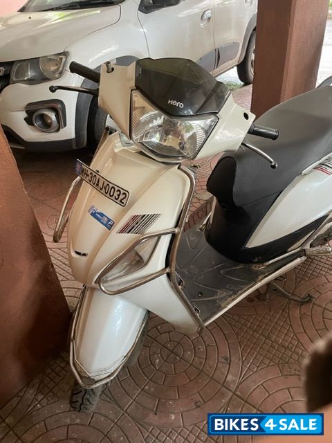 White Hero Maestro White Hero Maestro