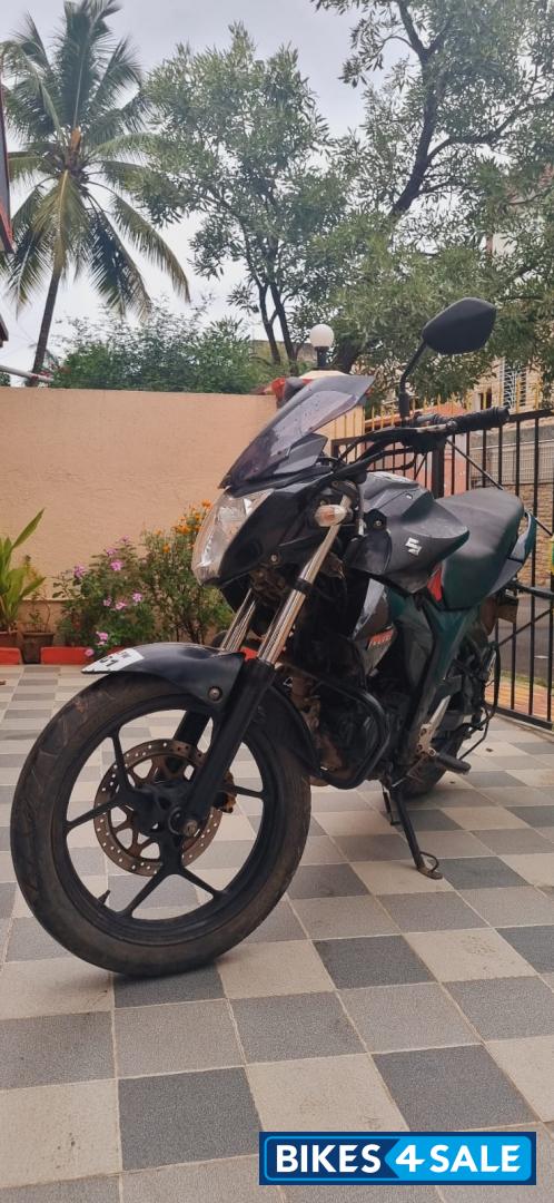 Suzuki Gixxer SF Suzuki Gixxer SF