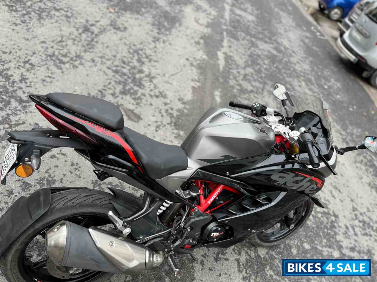 Black TVS Apache RR 310 2020 Black TVS Apache RR 310 2020