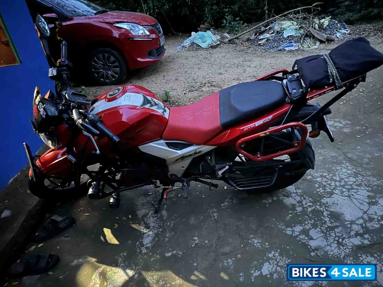 TVS Apache RTR 160 4V TVS Apache RTR 160 4V