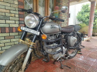 Gun Metal Grey Royal Enfield Classic Gunmetal Grey