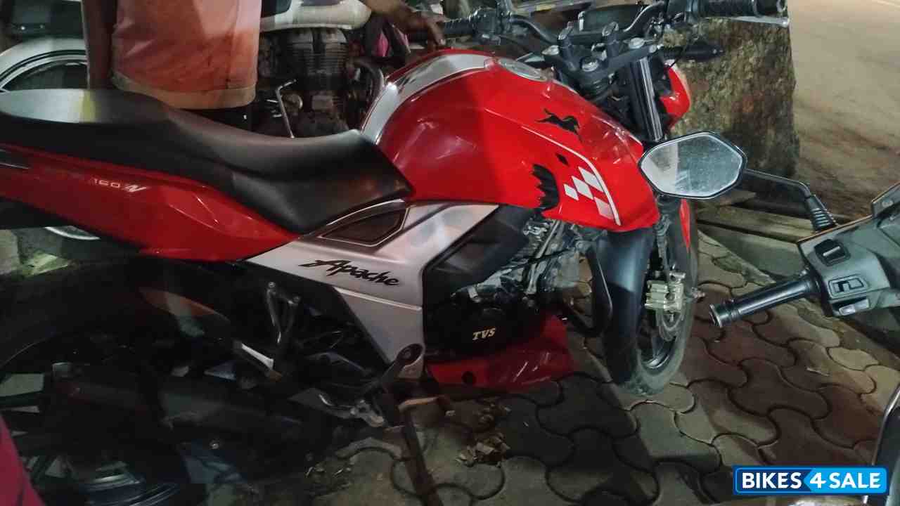 Red TVS Apache RTR 160 4V BS6 Red TVS Apache RTR 160 4V BS6