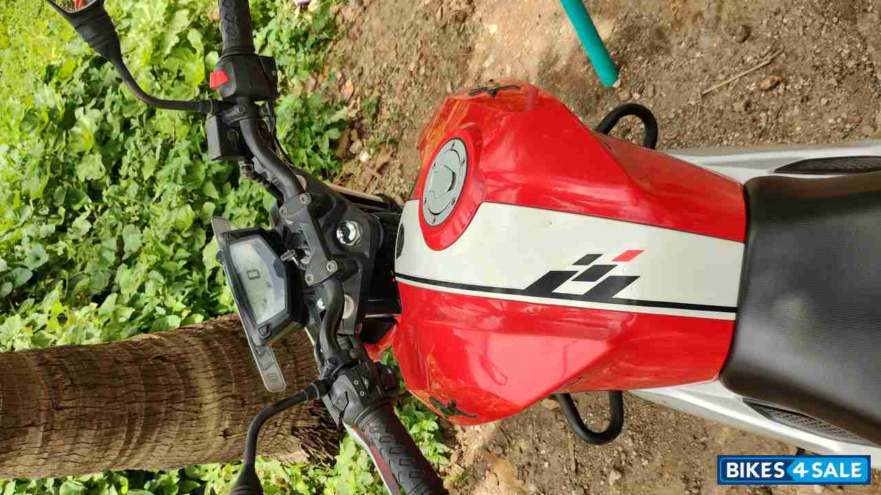 Red TVS Apache RTR 160 4V BS6 Red TVS Apache RTR 160 4V BS6