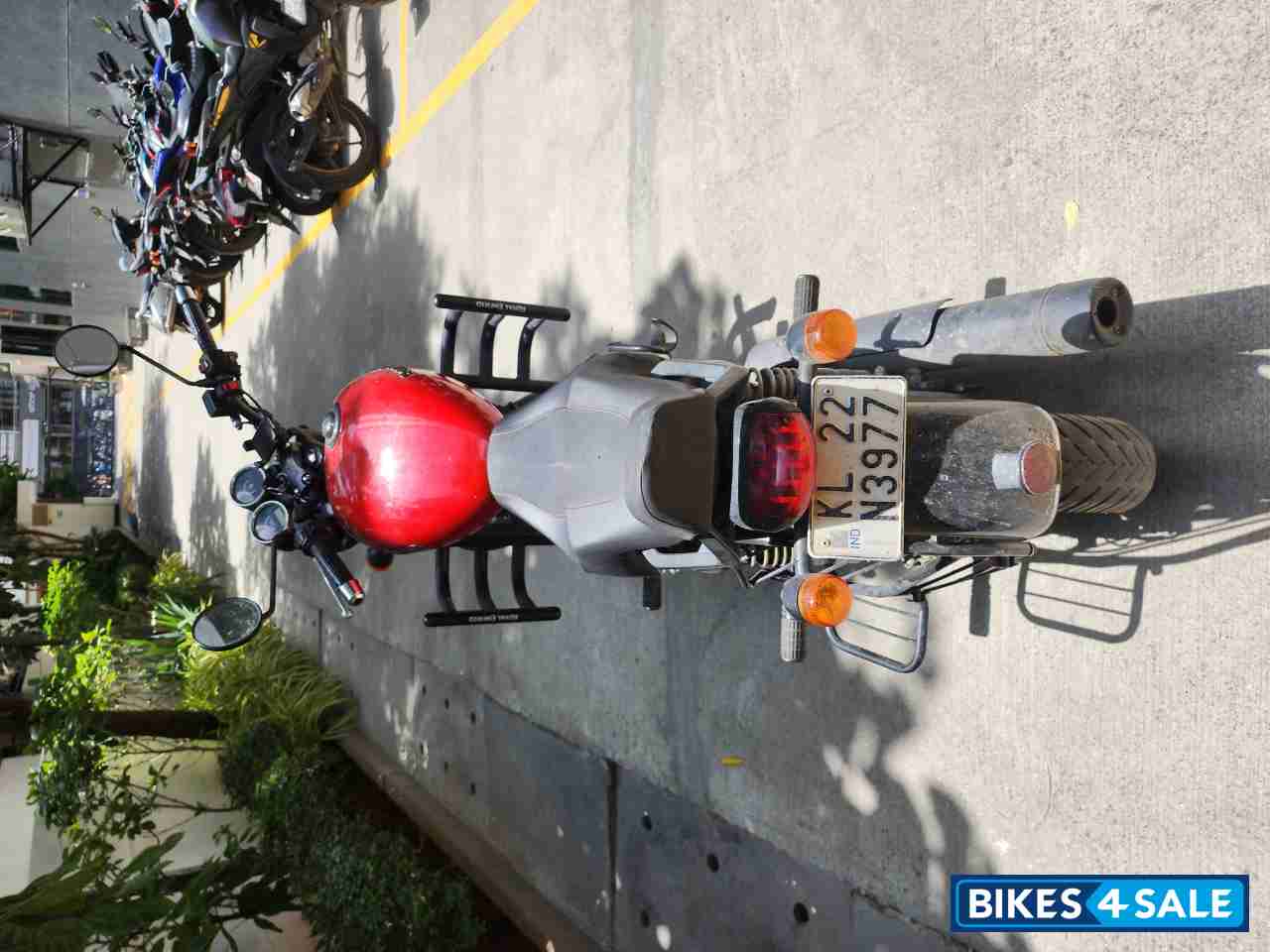 Red Royal Enfield Thunderbird X 350 Red Royal Enfield Thunderbird X 350