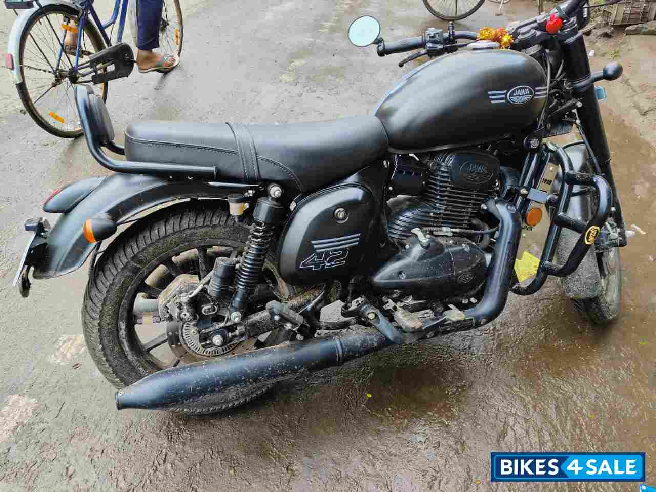 Mat Black Jawa 42 Dual Channel ABS AllStar Black Mat Black Jawa 42 Dual Channel ABS AllStar Black