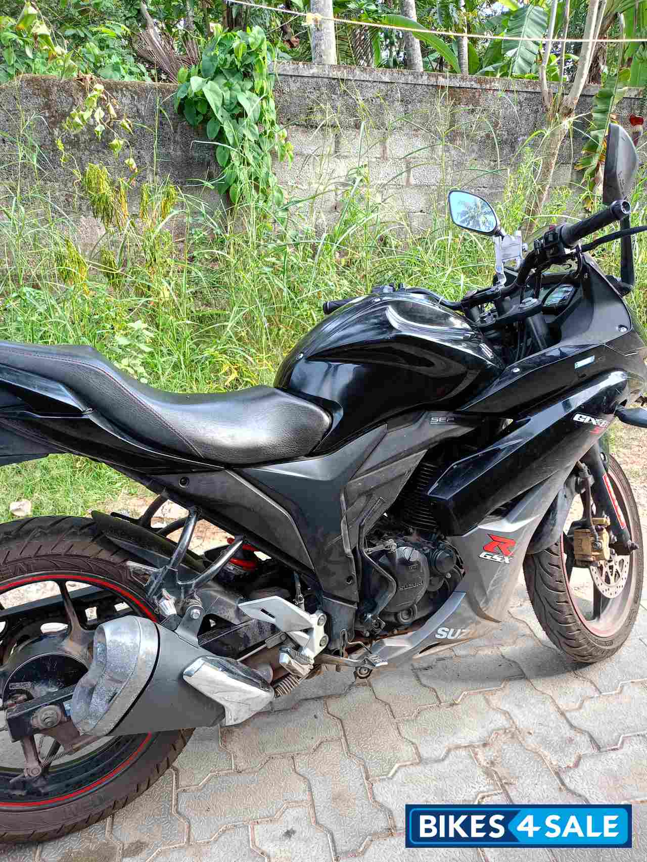 Suzuki Gixxer SF Suzuki Gixxer SF