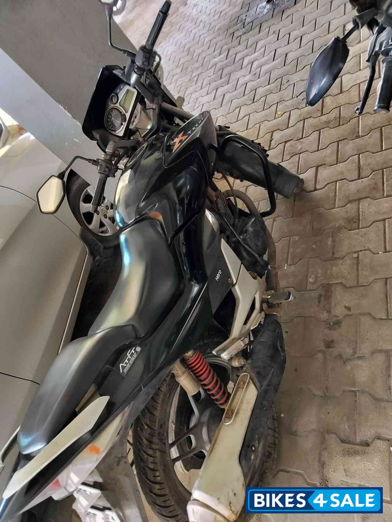 Black Hero CBZ Xtreme Black Hero CBZ Xtreme