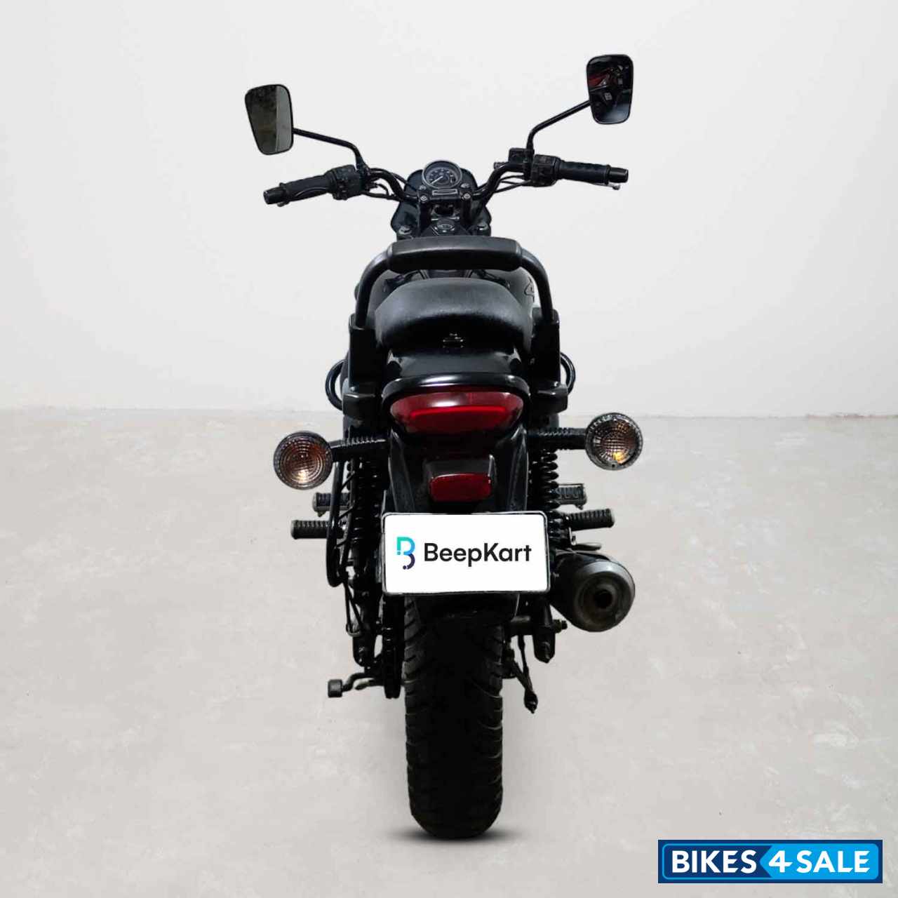 Bajaj Avenger Street 160