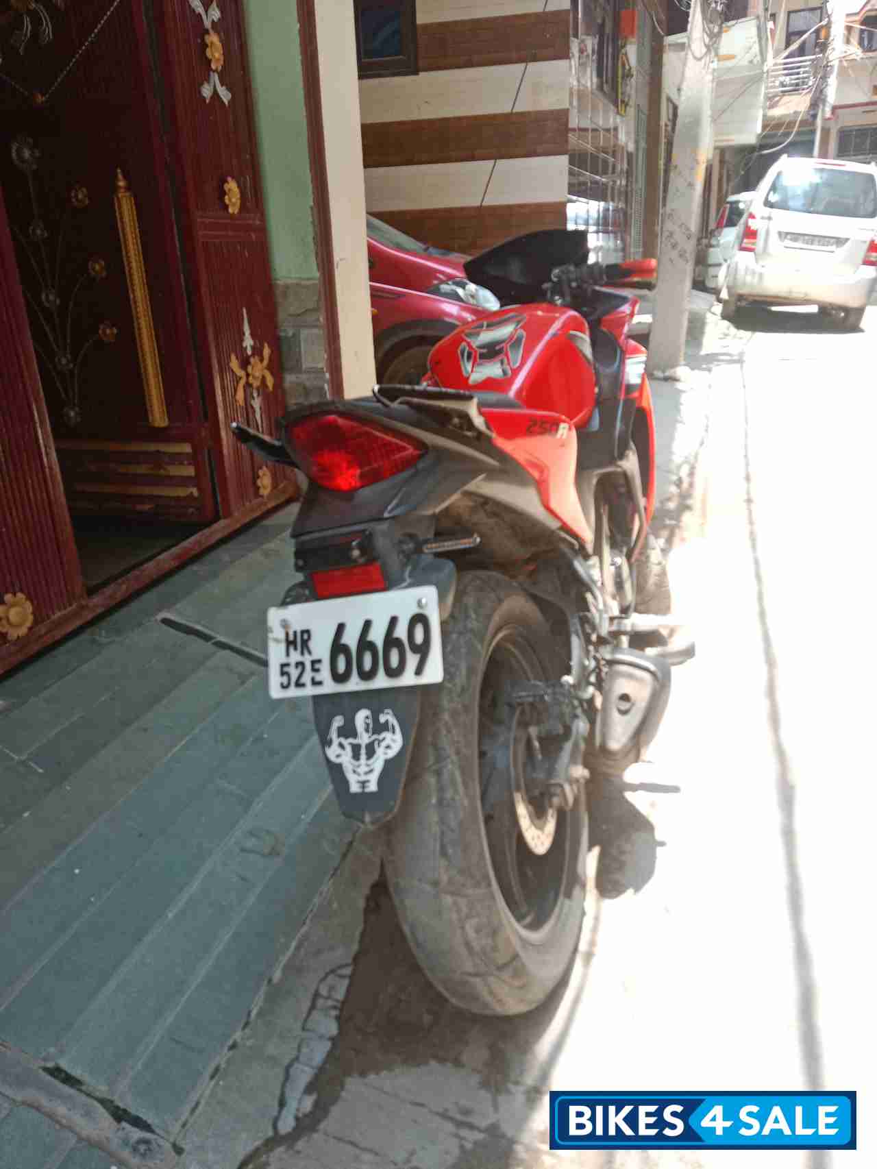 Honda CBR 150R Honda CBR 150R