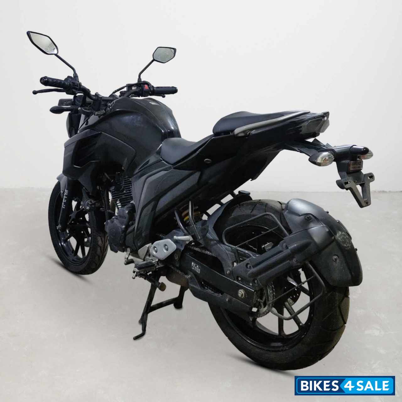 Yamaha FZ25