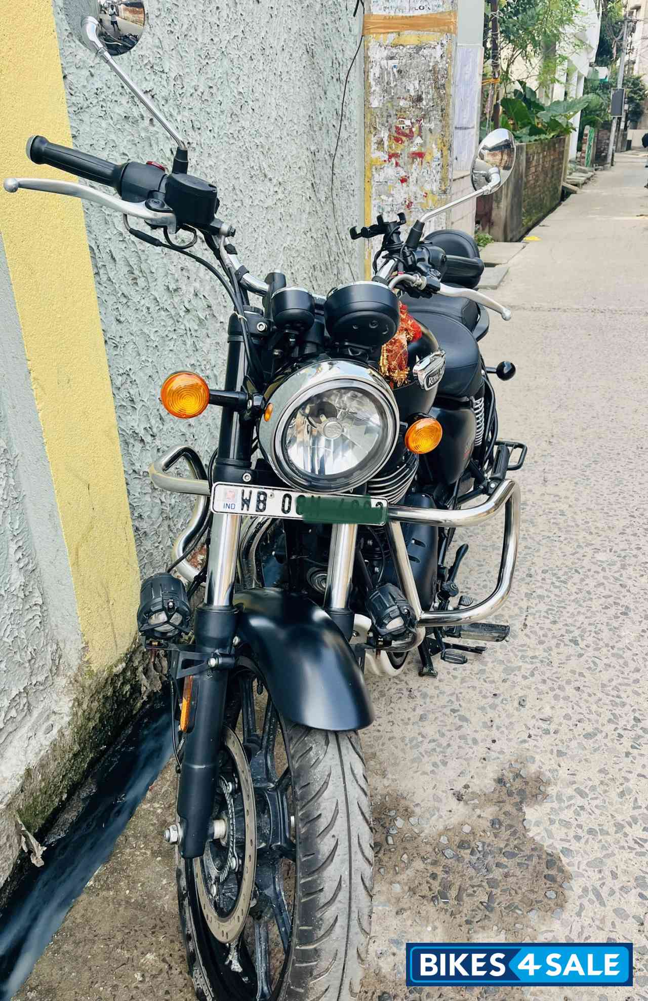 Royal Enfield Meteor 350 Stellar