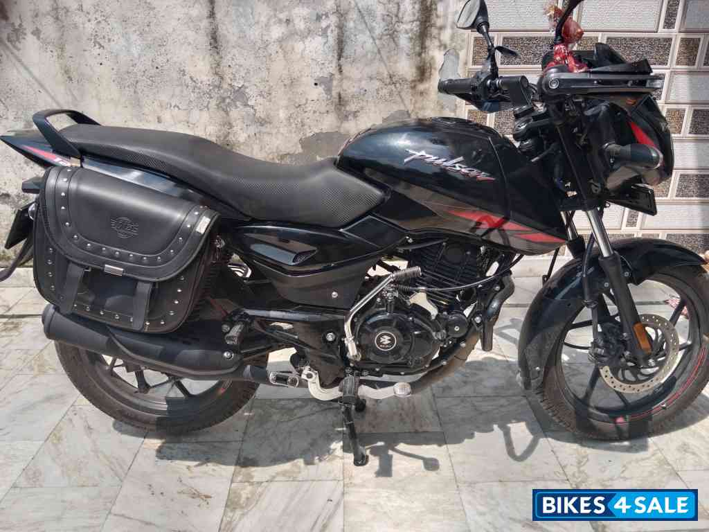 Bajaj Pulsar 125 Neon Disc Single Seat Bajaj Pulsar 125 Neon Disc Single Seat