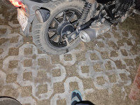 Blue Bajaj Avenger Street 150