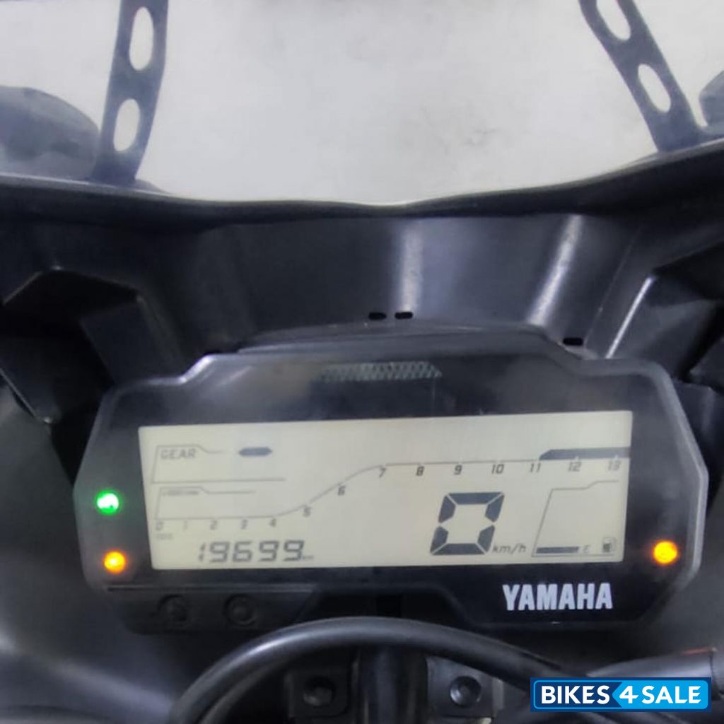 Yamaha YZF R15 V3