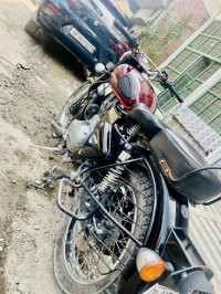 Redditch Red Royal Enfield Classic 350 Redditch Red