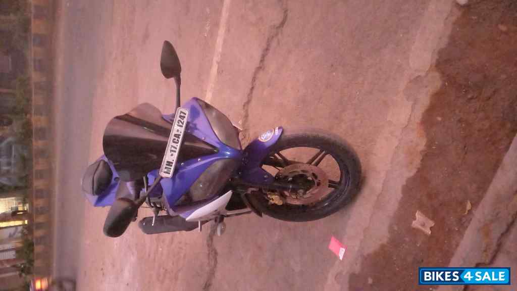 Yamaha YZF R15 V2 Yamaha YZF R15 V2