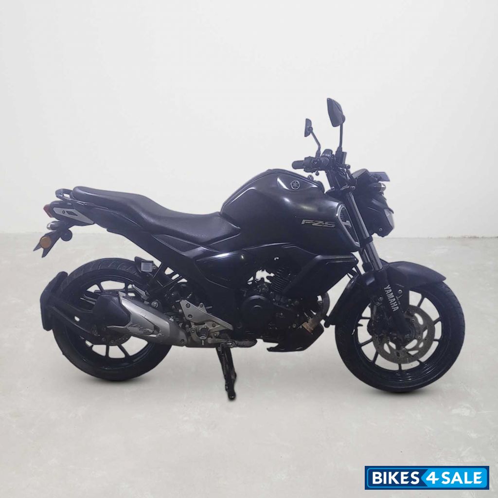 Yamaha FZ-S