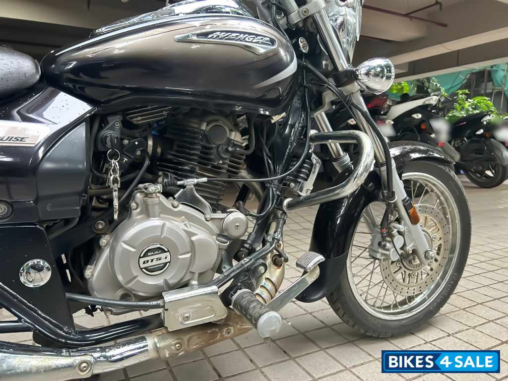 Bajaj Avenger Cruise 220 BS6 Bajaj Avenger Cruise 220 BS6