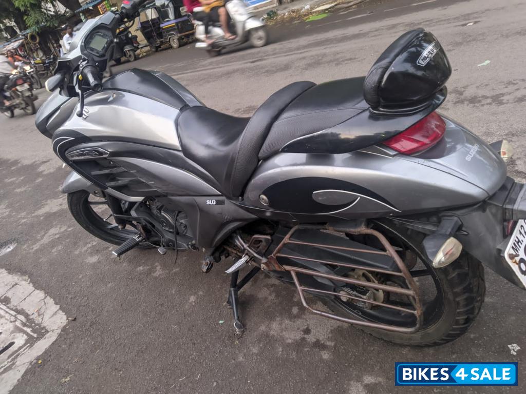 Suzuki Intruder 150