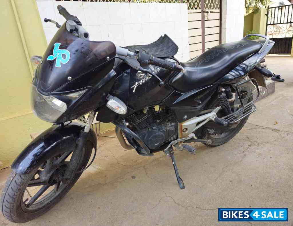 Black Bajaj Pulsar 150 DTSi Black Bajaj Pulsar 150 DTSi