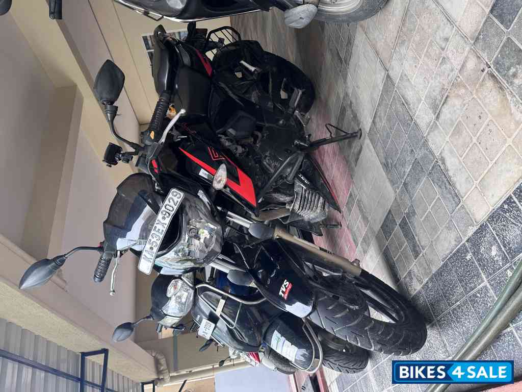 TVS Apache RTR 200 4V TVS Apache RTR 200 4V
