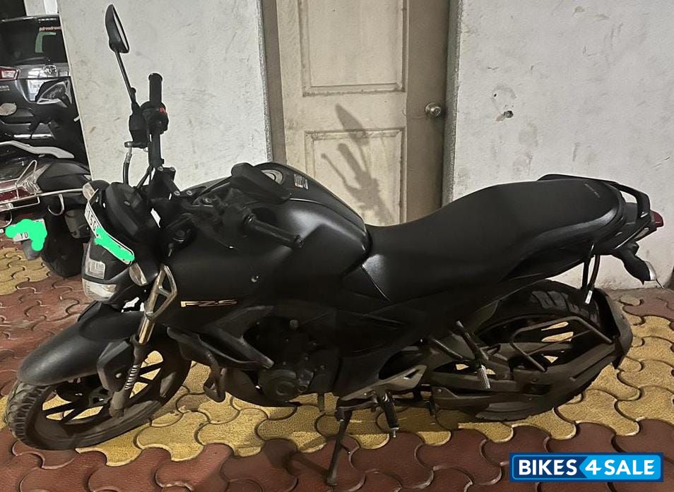 Yamaha FZ-S Yamaha FZ-S