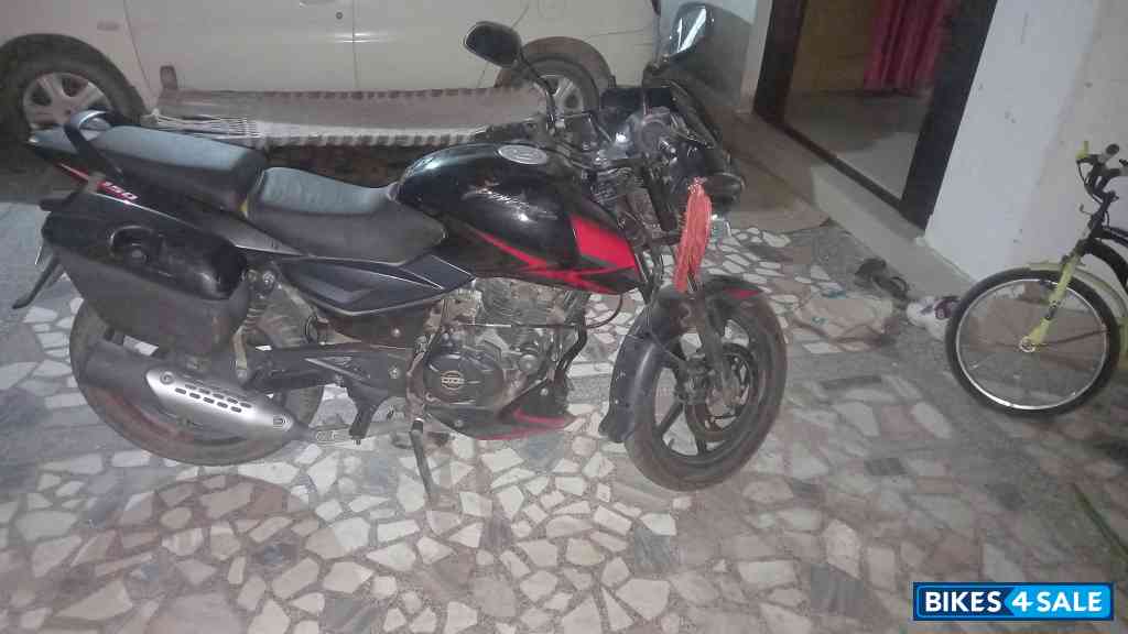 Bajaj Pulsar 150 Twin Disc Bajaj Pulsar 150 Twin Disc