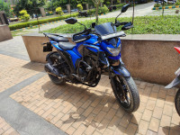 Yamaha FZ25