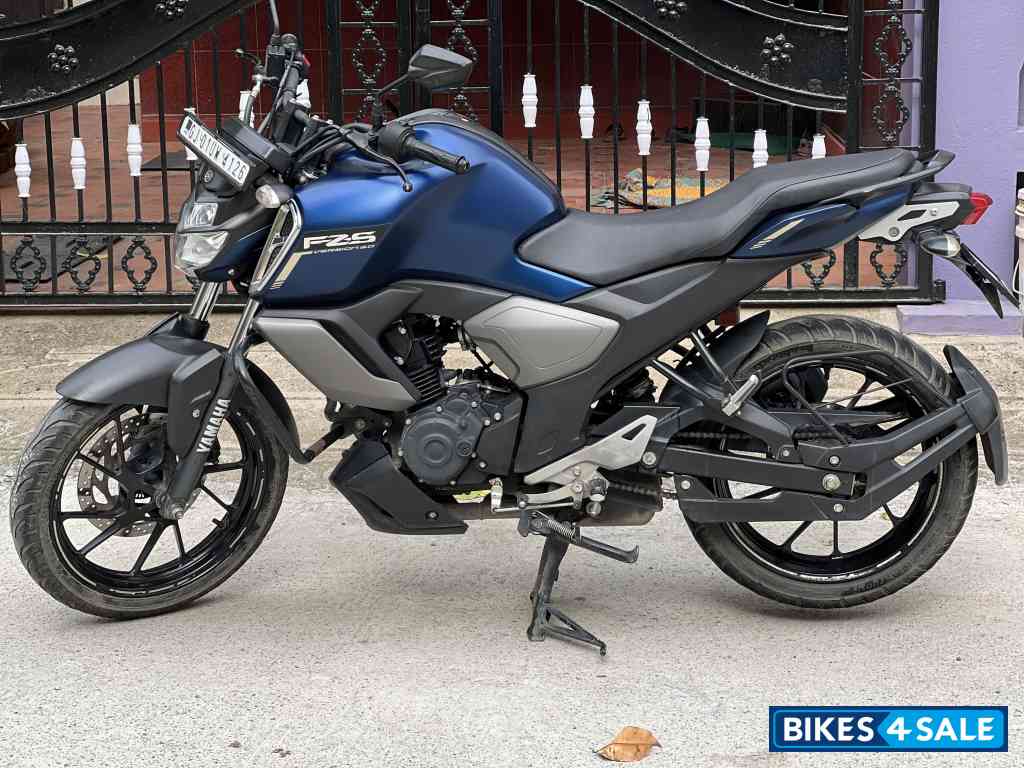 Yamaha FZ-S FI V3 Yamaha FZ-S FI V3