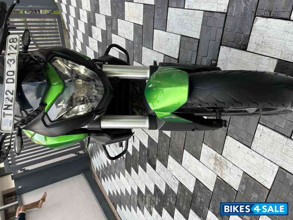 Savanna Green Bajaj Dominar 400 Savanna Green Bajaj Dominar 400