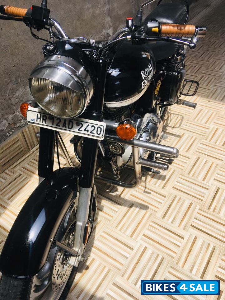 Royal Enfield Classic 350 Royal Enfield Classic 350
