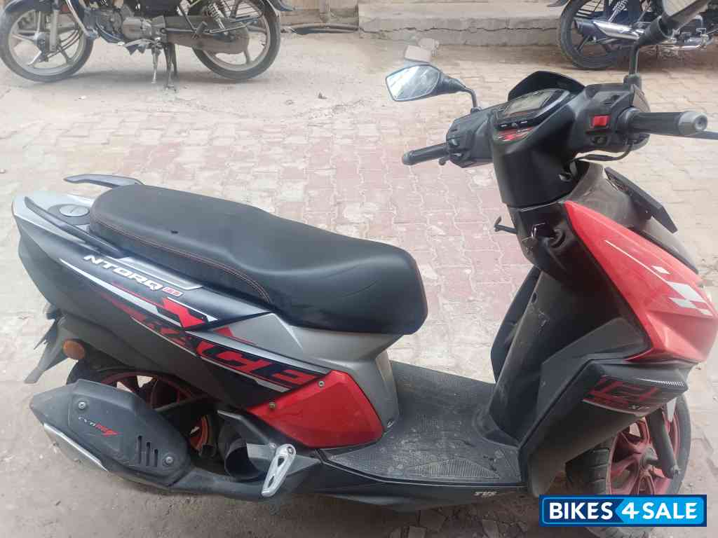 TVS NTORQ 125 Race XP TVS NTORQ 125 Race XP