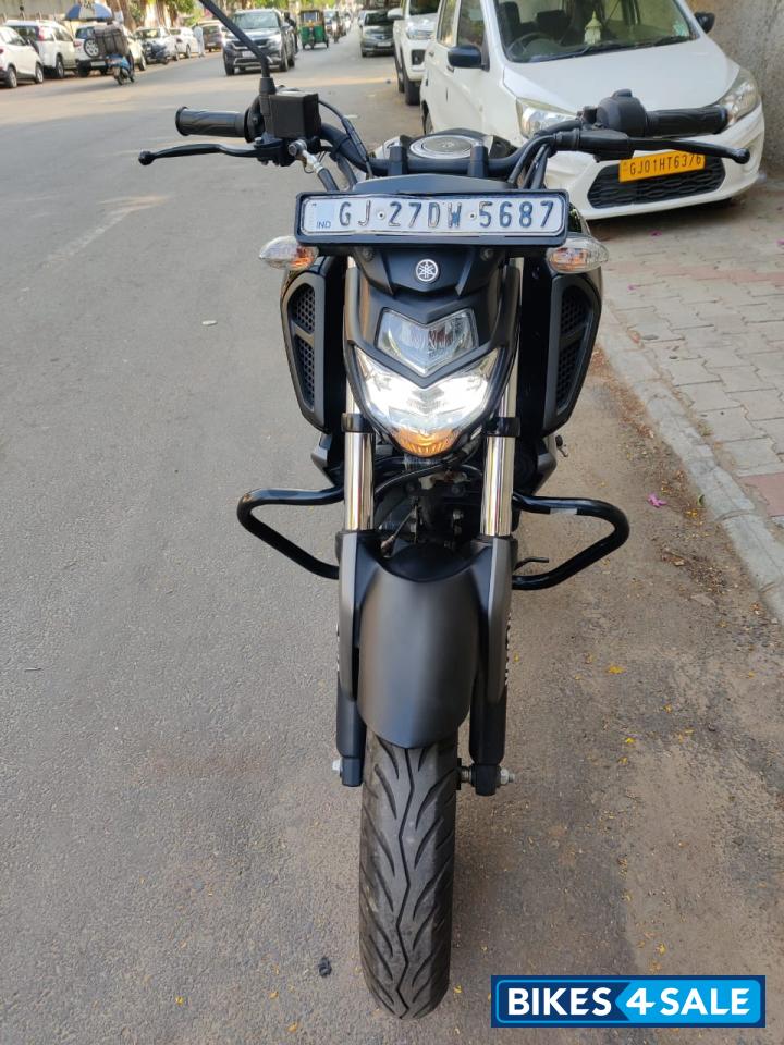 Black Yamaha FZ Black Yamaha FZ