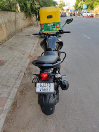 Black Yamaha FZ