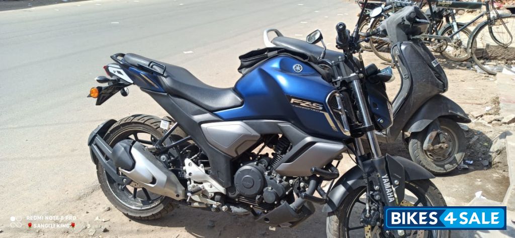 Yamaha FZ-S FI V3 Yamaha FZ-S FI V3