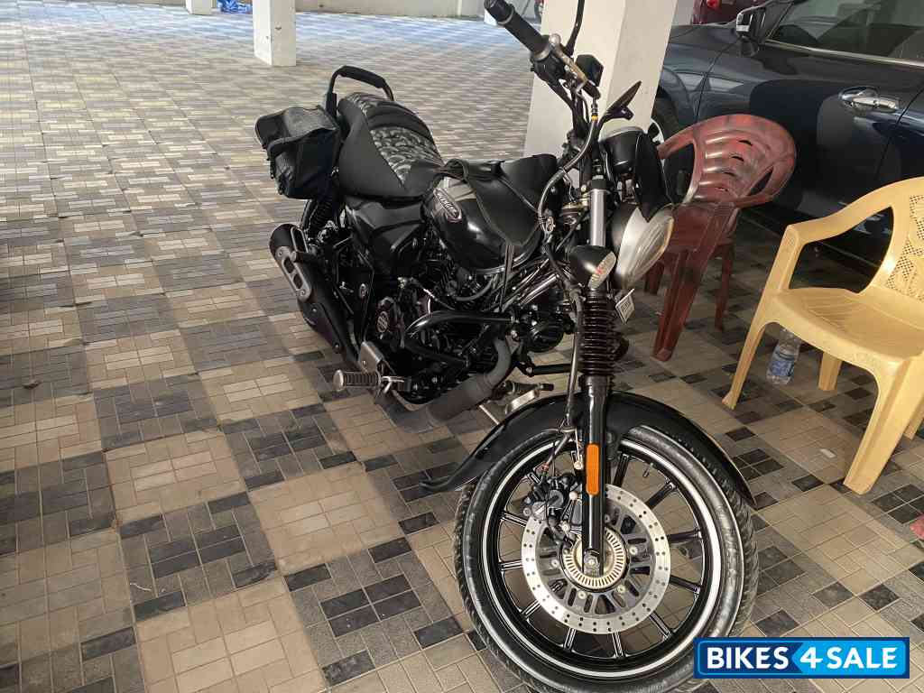 Bajaj Avenger Street 160 BS6 Bajaj Avenger Street 160 BS6