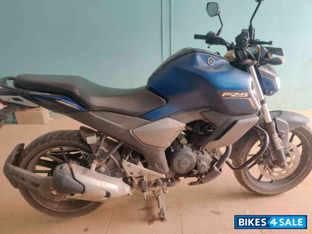 Yamaha FZ-S FI V3 Yamaha FZ-S FI V3