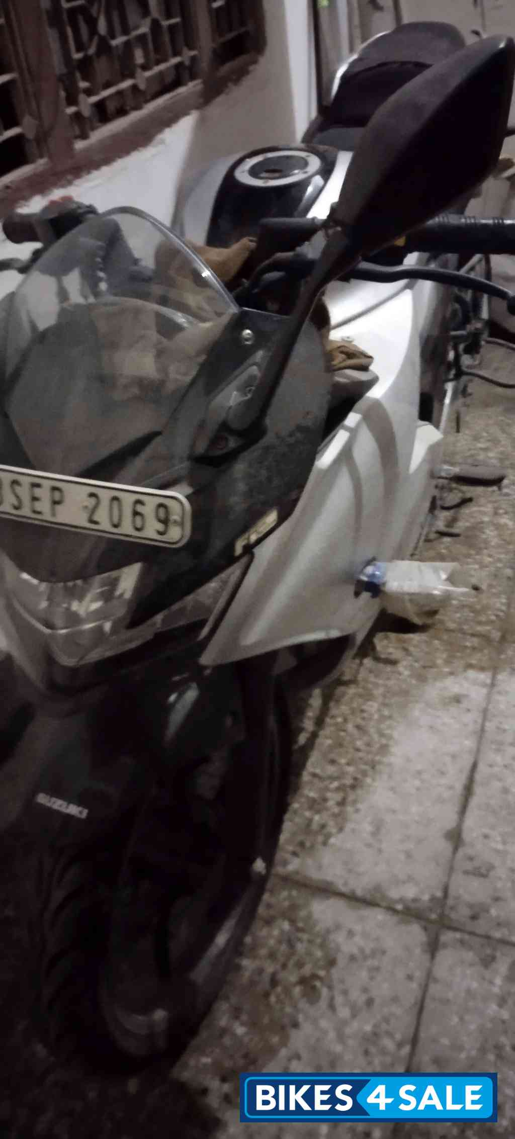 Suzuki Gixxer SF BS6 Suzuki Gixxer SF BS6