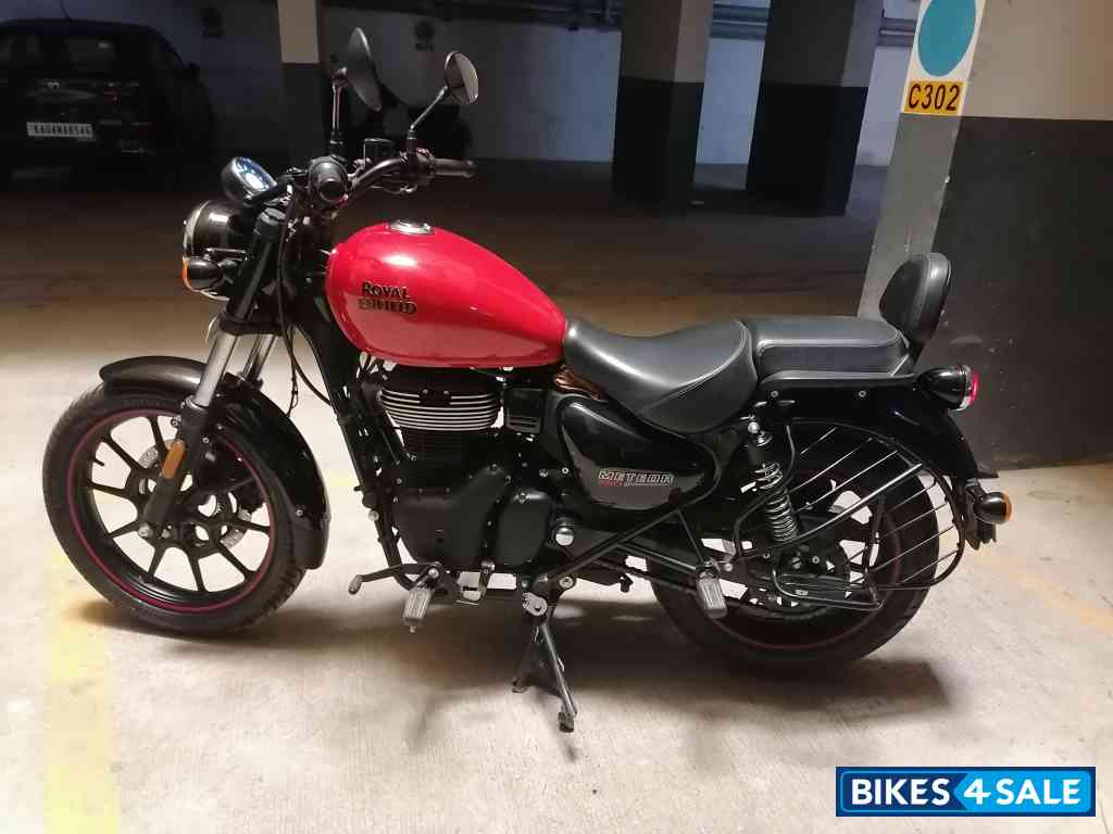 Royal Enfield Meteor 350 Fireball Royal Enfield Meteor 350 Fireball