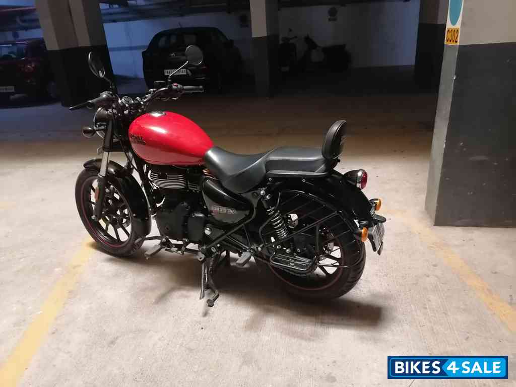 Royal Enfield Meteor 350 Fireball Royal Enfield Meteor 350 Fireball