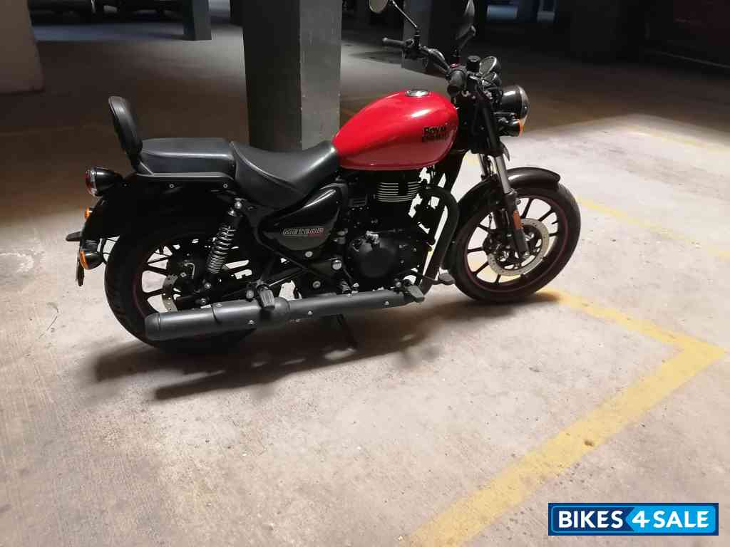 Royal Enfield Meteor 350 Fireball Royal Enfield Meteor 350 Fireball