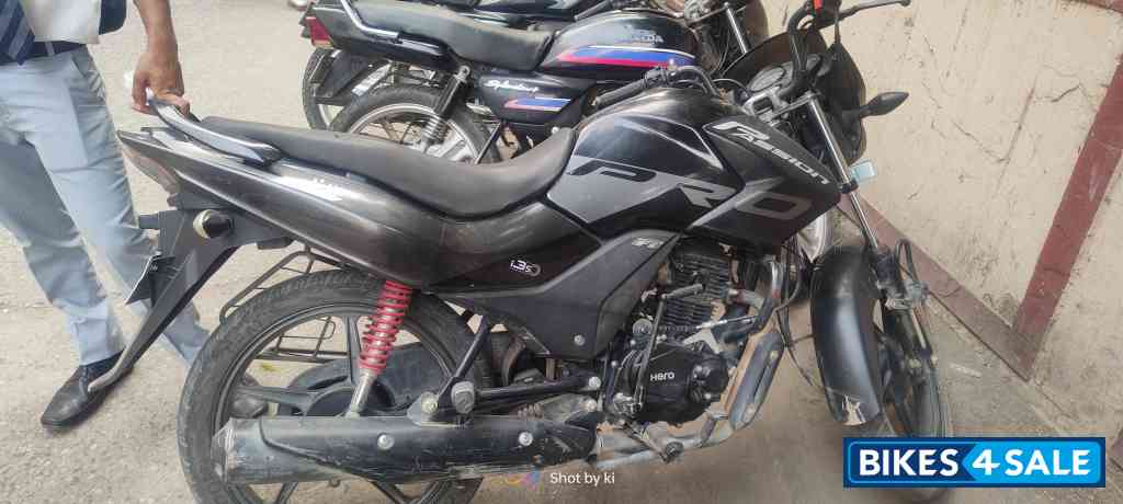 Black Hero Passion Pro BS6 Black Hero Passion Pro BS6