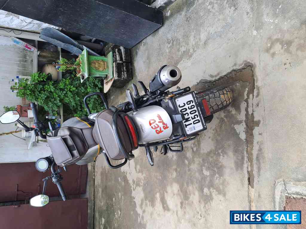 Gray TVS Ronin TD Gray TVS Ronin TD