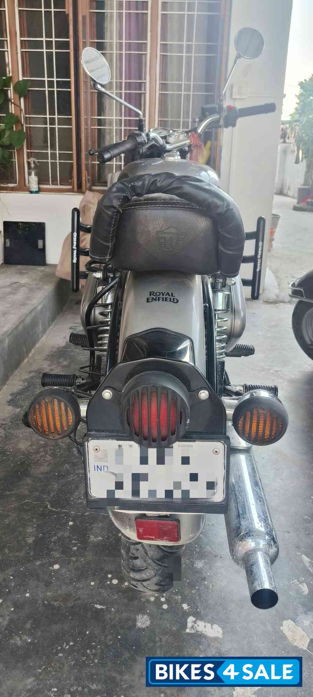 Royal Enfield Classic 350 Royal Enfield Classic 350