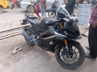 Yamaha R15 V4
