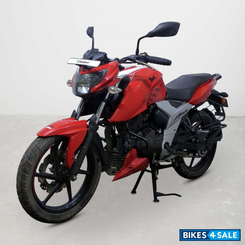 TVS Apache RTR 160 4V